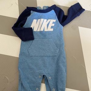 Nike pocketed sleeper